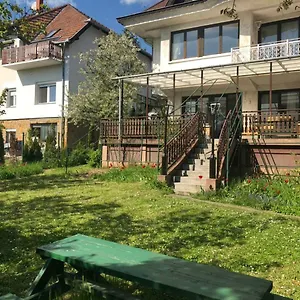 Luxury Eagle Apartman